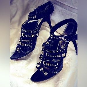 White House- Black Market: Ladies silver studded black high-heels, Size: 8.5